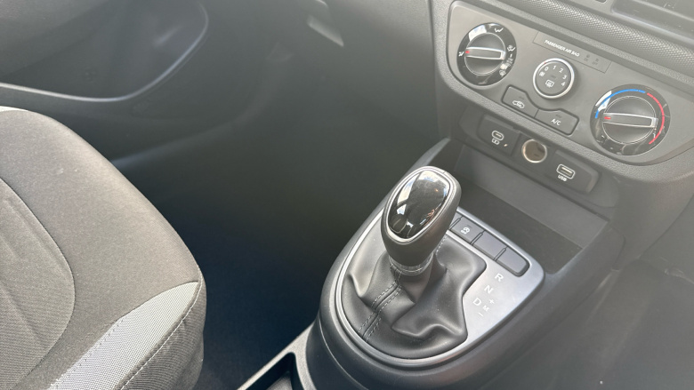 Hyundai i10 1.0 [63] Advance 5dr Auto [Nav] Petrol Hatchback